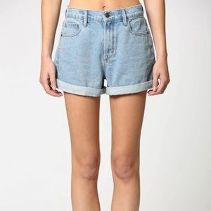 NWT Hidden Jeans Sofie Mom Shorts Denim Nordstrom